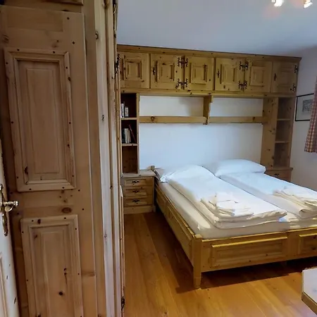 Abitaziun Grischalva 5 - Celerina Apartman *